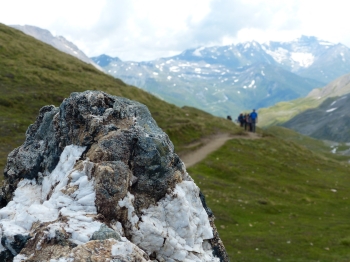 Safe Mountain Hiking Part 1: "Equipment and Overnight Stays during Mountain Hiking"