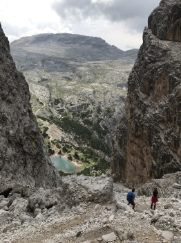 Beautiful hike through the Ampezzaner Dolomites (5 days)