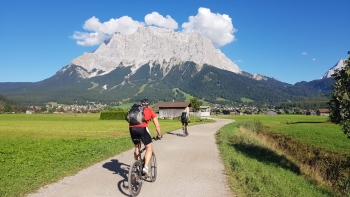 Guided mountain bike tour - extended tour of the Wetterstein by mountain bike (5 days)
