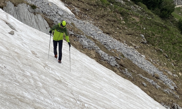 Safe mountain hiking Part 5 – ‘Crossing snowfields’