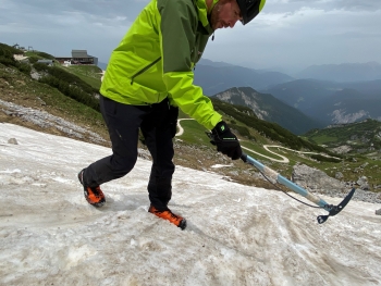 Safe mountain hiking Part 5 – ‘Crossing snowfields’