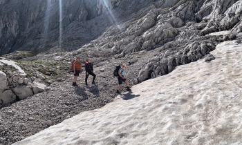 Safe mountain hiking Part 5 – ‘Crossing snowfields’