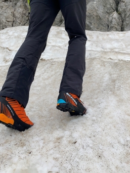 Safe mountain hiking Part 5 – ‘Crossing snowfields’