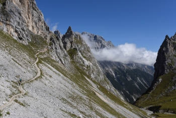 Hiking tour via Gatterl onto the Zugspitze (2 days)