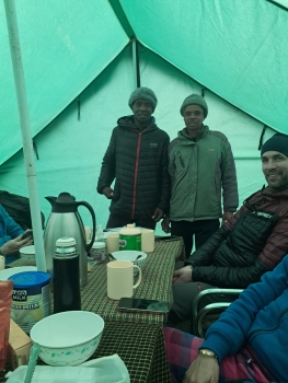 Besteigung des Kilimandscharo (5895m) über die Lemosho Route (10 Tage)