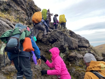 Besteigung des Kilimandscharo (5895m) über die Lemosho Route (10 Tage)
